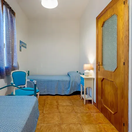 Guesthost - Casa Diletta With Terrace Appartement Villasimius
